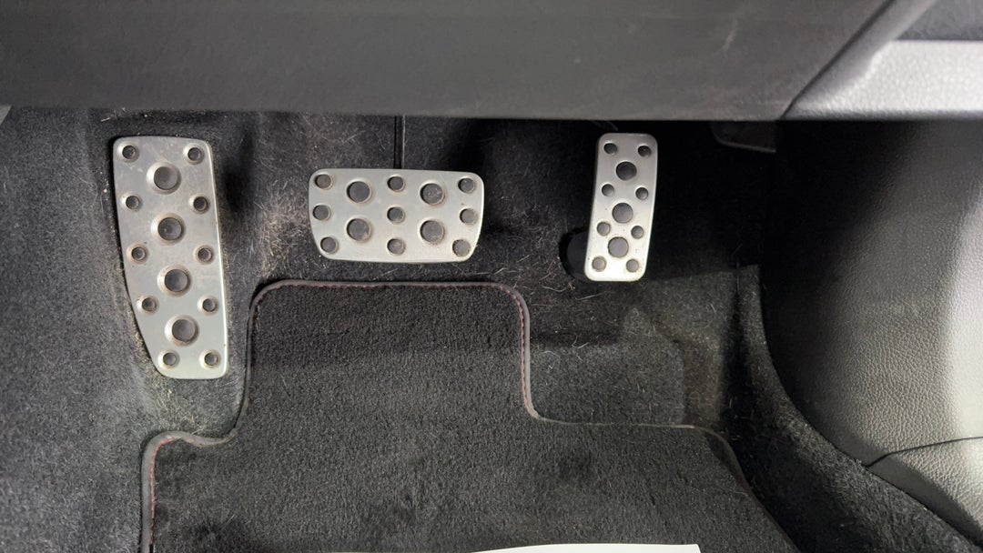 Pedals and Footmat
