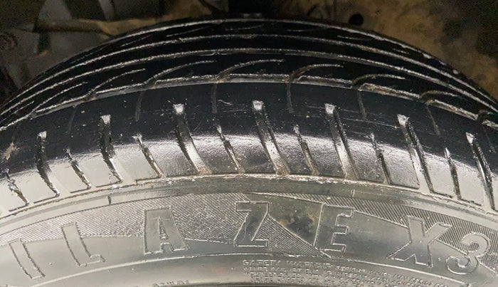 2014 Honda City V MT PETROL, Petrol, Manual, 59,346 km, Left Front Tyre Tread
