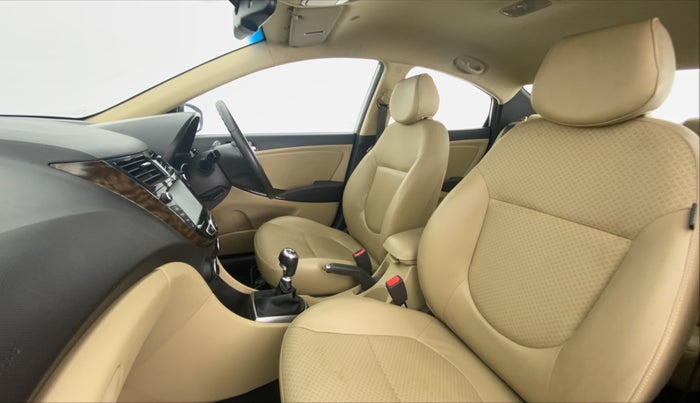 2017 Hyundai Verna 1.6 SX VTVT (O), Petrol, Manual, 4,832 km, Right Side Front Door Cabin