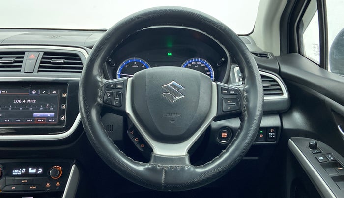 2017 Maruti S Cross ZETA 1.3, Diesel, Manual, 43,830 km, Steering Wheel Close Up