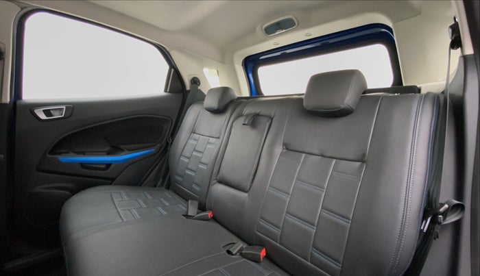 2018 Ford Ecosport 1.5 TITANIUM SIGNATURE TI VCT (SUNROOF), Petrol, Manual, 29,482 km, Right Side Rear Door Cabin