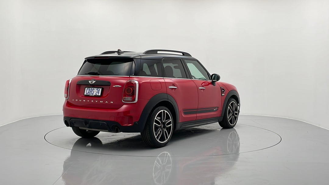 Right Back Diagonal (45- Degree) View