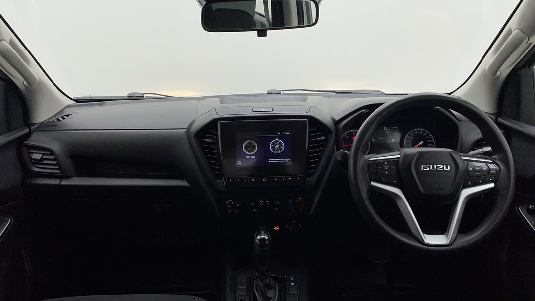 2021 Isuzu D-MAX Sx (4x4), Automatic, 99691 km, Dashboard View