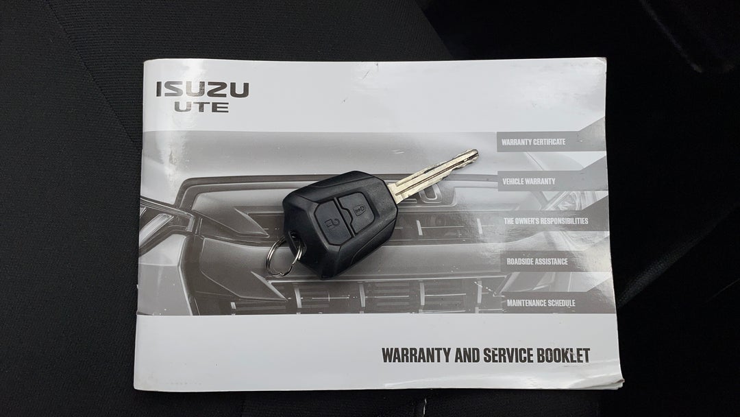 2021 Isuzu D-MAX Sx (4x4), Automatic, 99691 km, Key Close-up