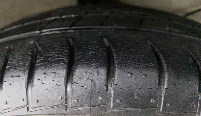 2019 Hyundai NEW SANTRO ASTA MT, Petrol, Manual, 29,906 km, Right Rear Tyre Tread