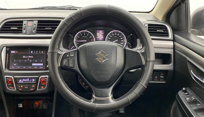 2015 Maruti Ciaz ZXI RS, Petrol, Manual, 42,169 km, Steering Wheel Close Up