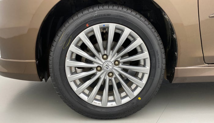 2015 Maruti Ciaz ZXI RS, Petrol, Manual, 42,169 km, Left Front Wheel