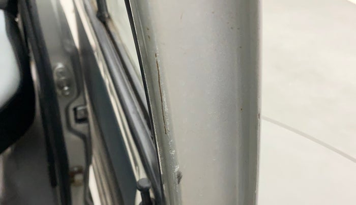 2016 Maruti OMNI E 8 STR, Petrol, Manual, 62,841 km, Rear left door - Minor scratches