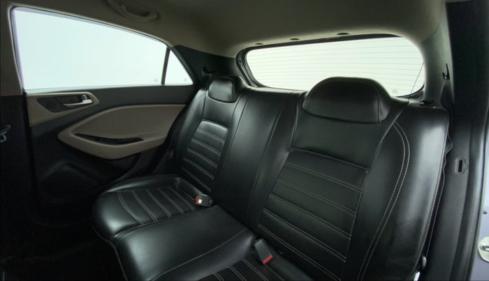 2018 Hyundai Elite i20 SPORTZ 1.2, Petrol, Manual, 55,720 km, Right Side Rear Door Cabin