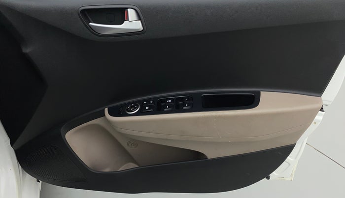 2018 Hyundai Grand i10 SPORTZ 1.2 KAPPA VTVT, Petrol, Manual, 31,164 km, Driver Side Door Panels Control