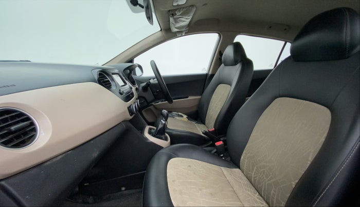2017 Hyundai Grand i10 SPORTZ 1.2 KAPPA VTVT, Petrol, Manual, 92,995 km, Right Side Front Door Cabin