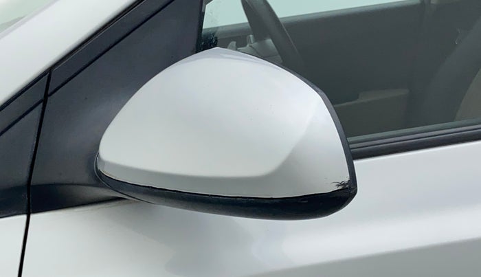 2017 Hyundai Grand i10 SPORTZ 1.2 KAPPA VTVT, Petrol, Manual, 92,995 km, Left rear-view mirror - Minor scratches