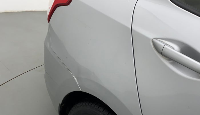 2014 Hyundai Xcent S 1.2 OPT, Petrol, Manual, 32,364 km, Right quarter panel - Slightly dented