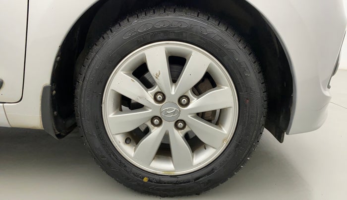 2014 Hyundai Xcent S 1.2 OPT, Petrol, Manual, 32,364 km, Right Front Wheel