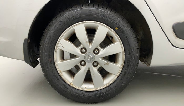 2014 Hyundai Xcent S 1.2 OPT, Petrol, Manual, 32,364 km, Right Rear Wheel