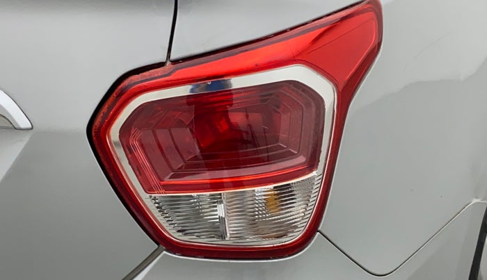 2014 Hyundai Xcent S 1.2 OPT, Petrol, Manual, 32,364 km, Right tail light - Faded