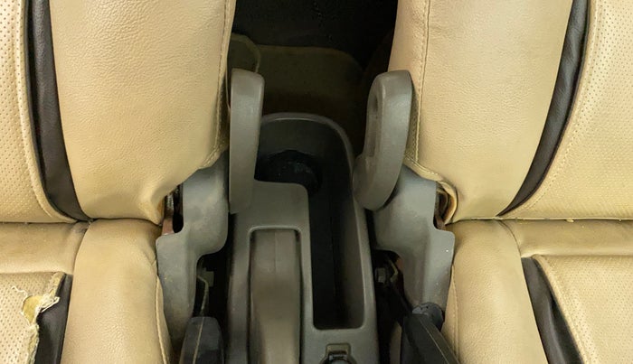 2012 Hyundai i10 ERA 1.1, Petrol, Manual, 1,04,035 km, Driver Side Adjustment Panel