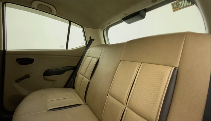 2012 Hyundai i10 ERA 1.1, Petrol, Manual, 1,04,035 km, Right Side Rear Door Cabin