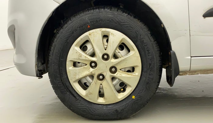 2012 Hyundai i10 ERA 1.1, Petrol, Manual, 1,04,035 km, Left Front Wheel