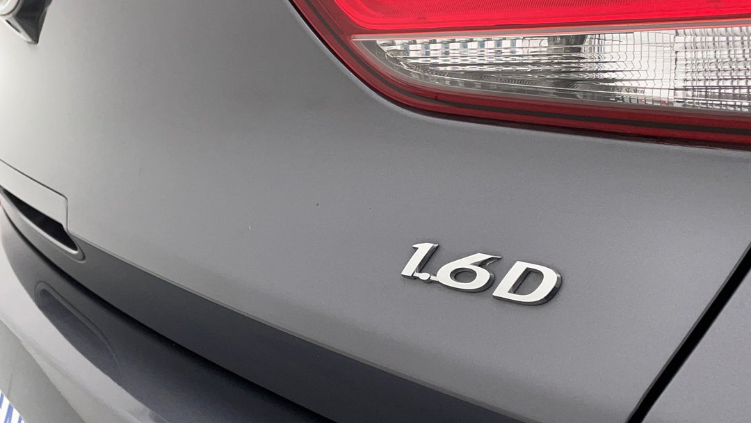 Badge (Boot Right Side)