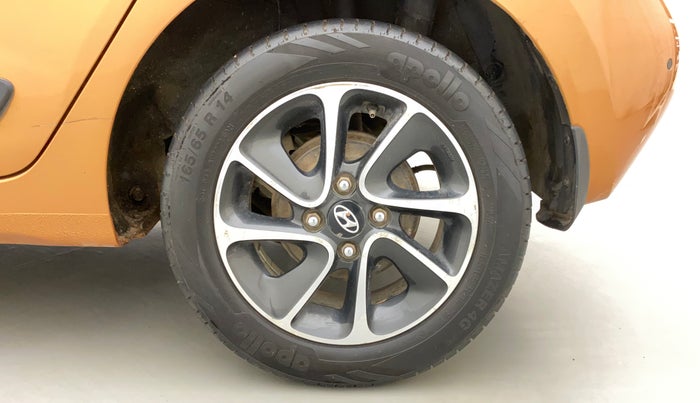2017 Hyundai Grand i10 ASTA 1.2 KAPPA VTVT, Petrol, Manual, 60,490 km, Left Rear Wheel