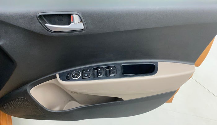 2017 Hyundai Grand i10 ASTA 1.2 KAPPA VTVT, Petrol, Manual, 60,490 km, Driver Side Door Panels Control