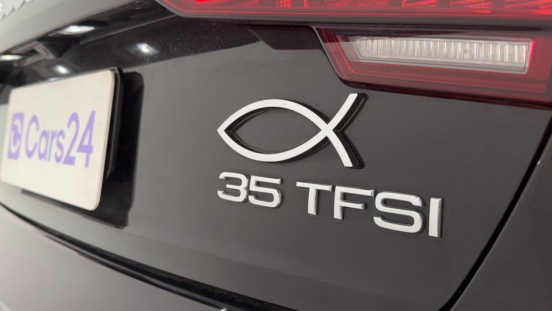 2019 Audi A4 1.4 Tfsi S Tronic S Line, Automatic, 45507 km, Badge (Boot Right Side)