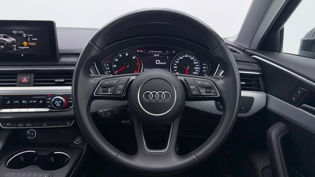 2019 Audi A4 1.4 Tfsi S Tronic S Line, Automatic, 45507 km, Steering Wheel Close-up
