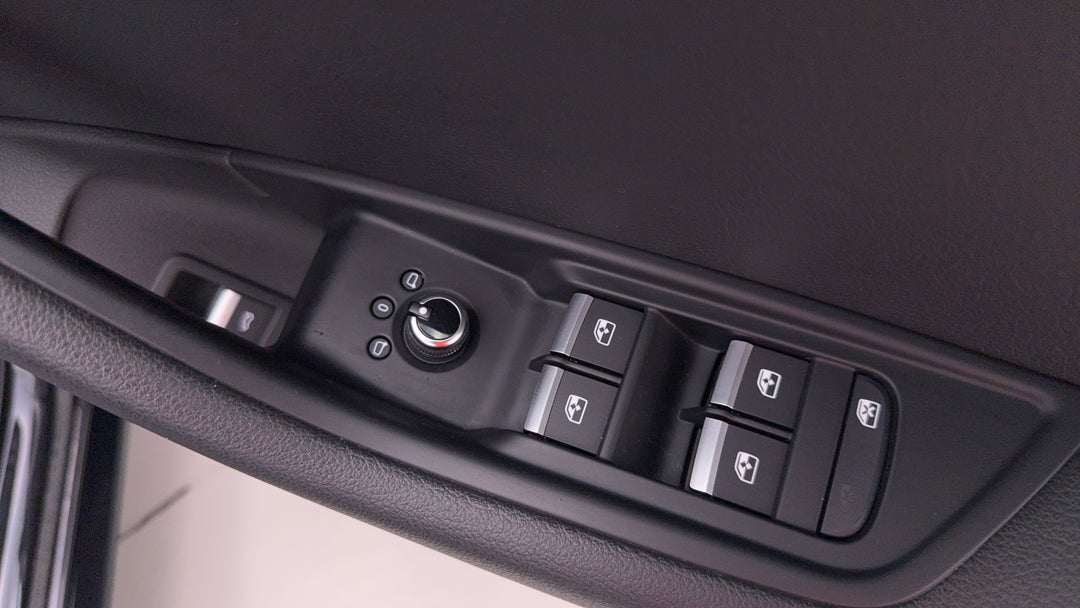 2019 Audi A4 1.4 Tfsi S Tronic S Line, Automatic, 45507 km, Drivers Side Door Panel Controls