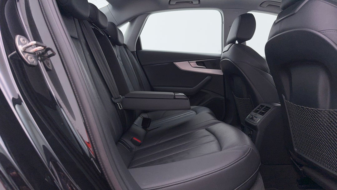 2019 Audi A4 1.4 Tfsi S Tronic S Line, Automatic, 45507 km, Right Side Rear Door Cabin View