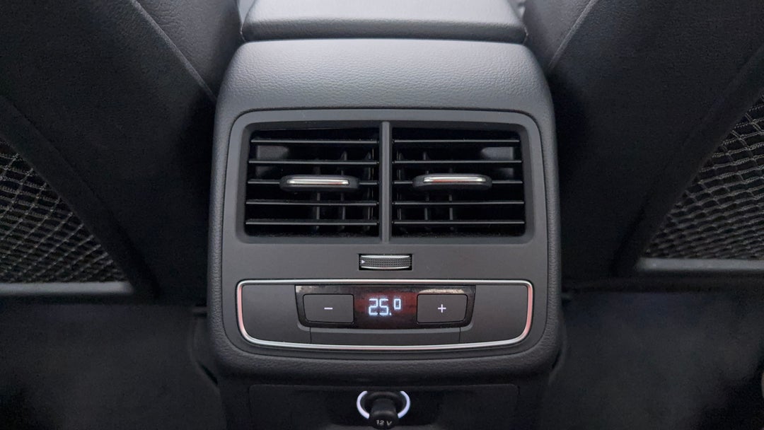 2019 Audi A4 1.4 Tfsi S Tronic S Line, Automatic, 45507 km, Rear A/C Vent