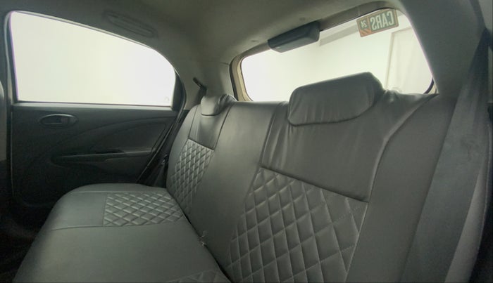 2013 Toyota Etios Liva G, Petrol, Manual, 79,965 km, Right Side Rear Door Cabin