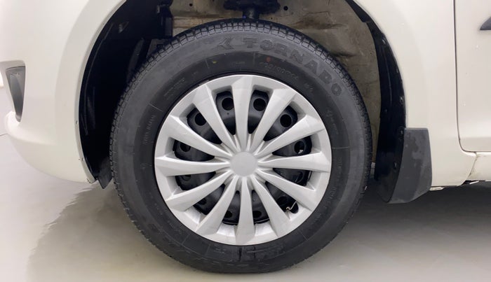 2014 Maruti Swift VDI, Diesel, Manual, 79,786 km, Left Front Wheel