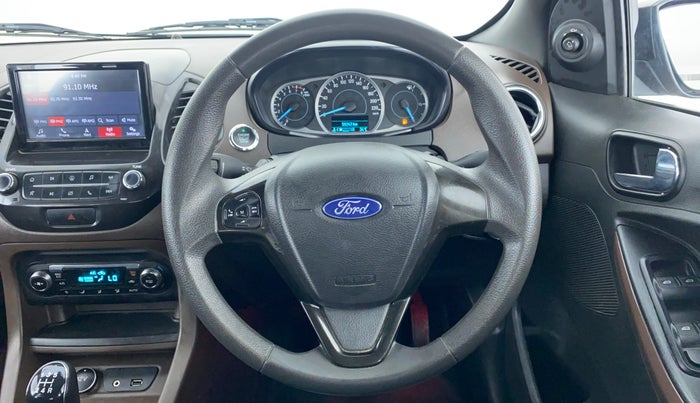 2018 Ford FREESTYLE TITANIUM 1.2 TI-VCT MT, Petrol, Manual, 51,338 km, Steering Wheel Close Up