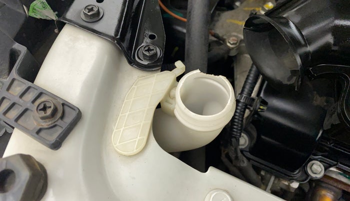 2021 Maruti Swift Dzire TOUR S-CNG (O), CNG, Manual, 23,454 km, Front windshield - Wiper bottle cap missing