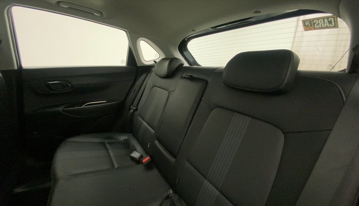 2021 Hyundai NEW I20 ASTA (O) 1.0 TURBO GDI DCT, Petrol, Automatic, 20,339 km, Right Side Rear Door Cabin