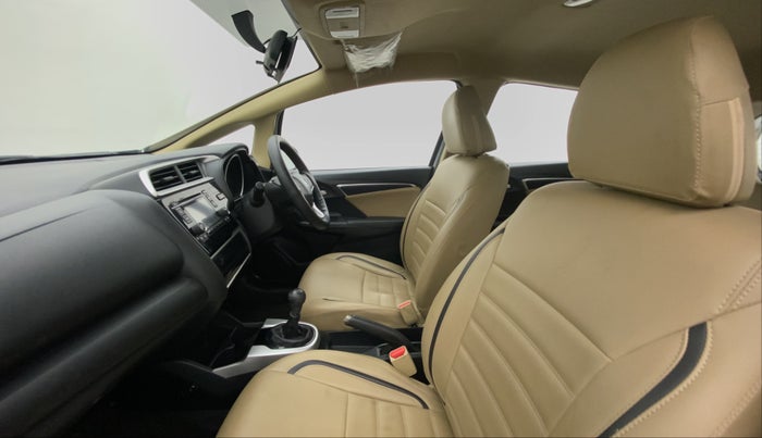 2016 Honda Jazz 1.2 V MT, Petrol, Manual, 40,012 km, Right Side Front Door Cabin