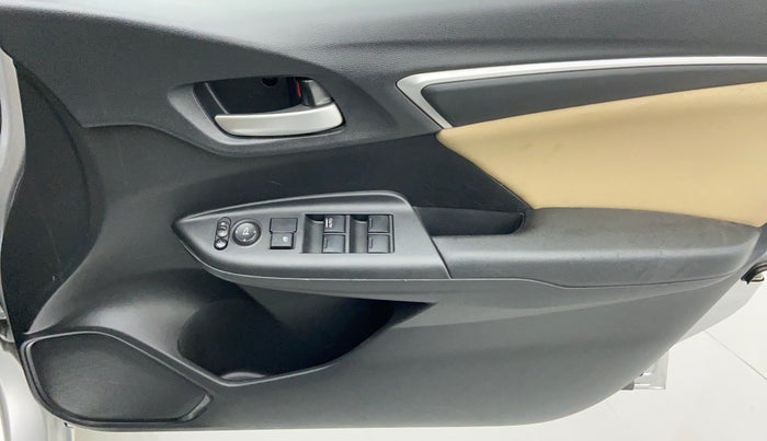2016 Honda Jazz 1.2 V MT, Petrol, Manual, 40,012 km, Driver Side Door Panels Control