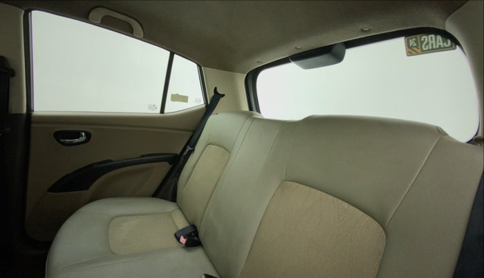2011 Hyundai i10 MAGNA 1.2, Petrol, Manual, 84,902 km, Right Side Rear Door Cabin