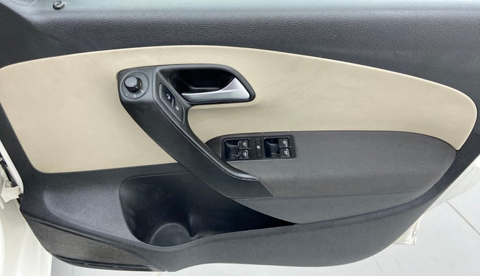 2014 Volkswagen Polo HIGHLINE1.2L PETROL, Petrol, Manual, 66,443 km, Driver Side Door Panels Control
