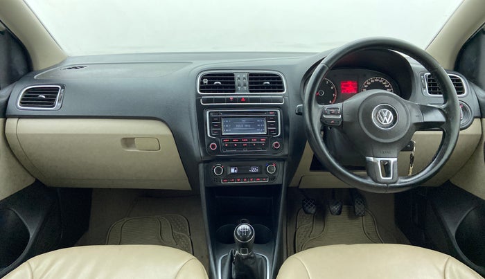 2014 Volkswagen Polo HIGHLINE1.2L PETROL, Petrol, Manual, 66,443 km, Dashboard