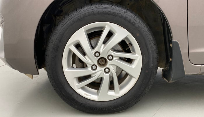 2017 Honda Jazz VX  1.2, Petrol, Manual, 46,165 km, Left Front Wheel