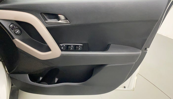 2017 Hyundai Creta SX PLUS AT 1.6 PETROL, Petrol, Automatic, 1,00,505 km, Driver Side Door Panels Control