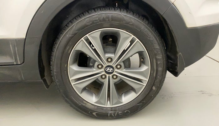 2017 Hyundai Creta SX PLUS AT 1.6 PETROL, Petrol, Automatic, 1,00,505 km, Left Rear Wheel