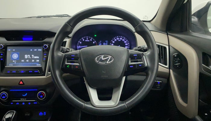 2017 Hyundai Creta SX PLUS AT 1.6 PETROL, Petrol, Automatic, 1,00,505 km, Steering Wheel Close Up