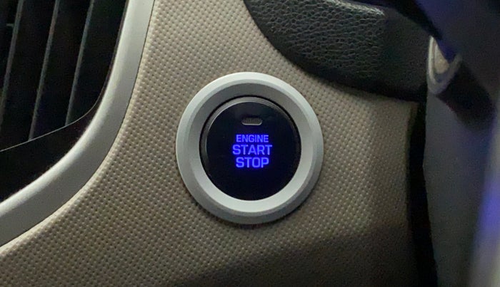 2017 Hyundai Creta SX PLUS AT 1.6 PETROL, Petrol, Automatic, 1,00,505 km, Keyless Start/ Stop Button