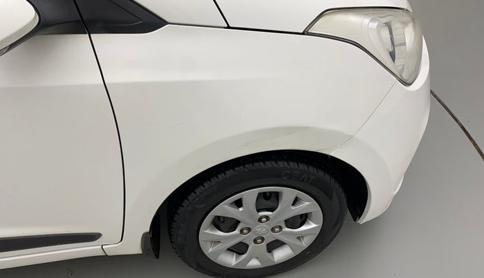 2015 Hyundai Grand i10 SPORTZ 1.1 CRDI, Diesel, Manual, 88,815 km, Right fender - Slightly dented