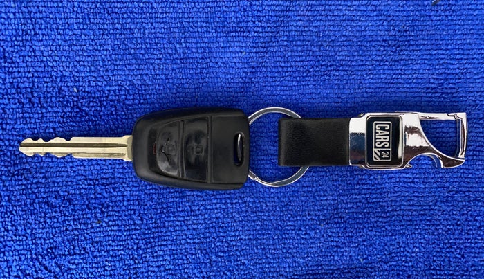 2015 Hyundai Grand i10 SPORTZ 1.1 CRDI, Diesel, Manual, 88,815 km, Key Close Up