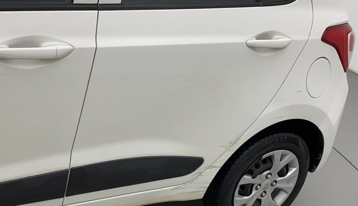 2015 Hyundai Grand i10 SPORTZ 1.1 CRDI, Diesel, Manual, 88,815 km, Rear left door - Minor scratches