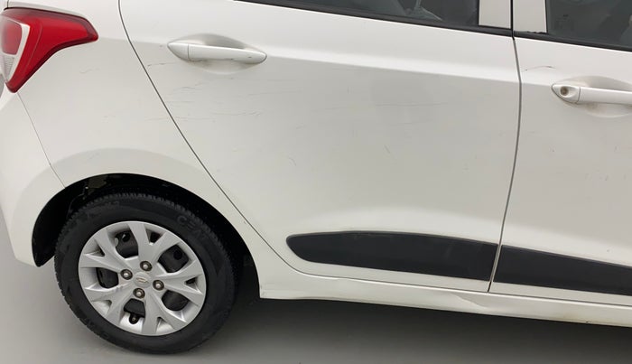 2015 Hyundai Grand i10 SPORTZ 1.1 CRDI, Diesel, Manual, 88,815 km, Right rear door - Slightly rusted